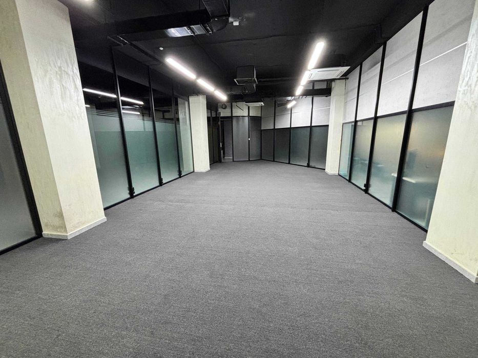 Сдам помещение в БЦ в топовом локации на ц1 Эко парк Ф33