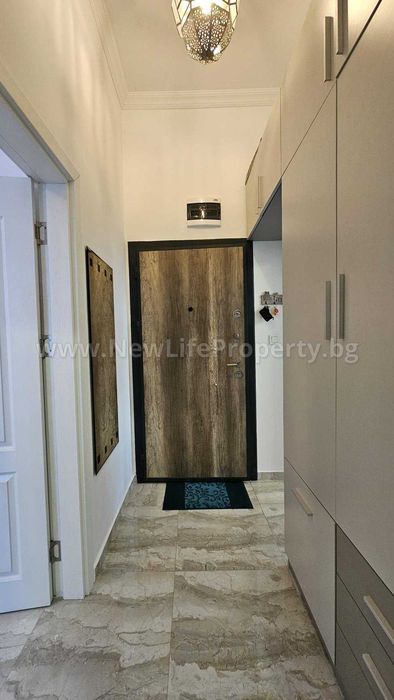 Продава се Двустаен апартамент в к.к. Слънчев бряг - 60 кв.м за 1767 €/кв.м - Снимка #2