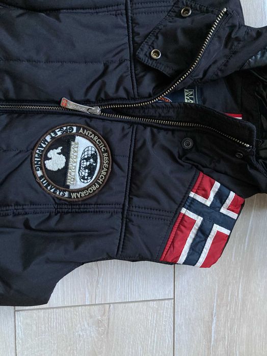 Napapijri PRIMALOFT водоустойчив женски елек елече грейка размер XS