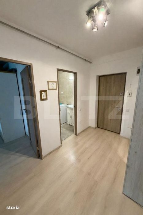 Apartament 3 camere, 60 mp, terasa, finisat, mobilat, zona Traian Vuia