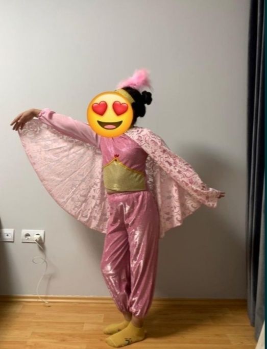 Костюм для танцы. Нежно розовый цвет.