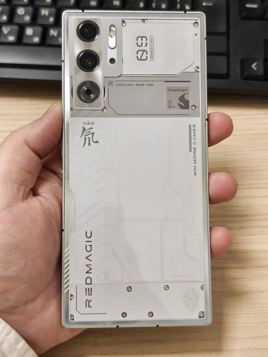 Nubia Red Magic 9 pro plus 16/512 White