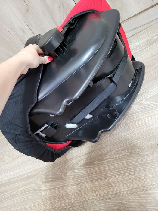 Детское автокресло-переноска (автолюлька) 0+