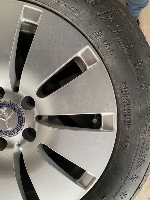 Vând set jante Mercedes benz. Originale