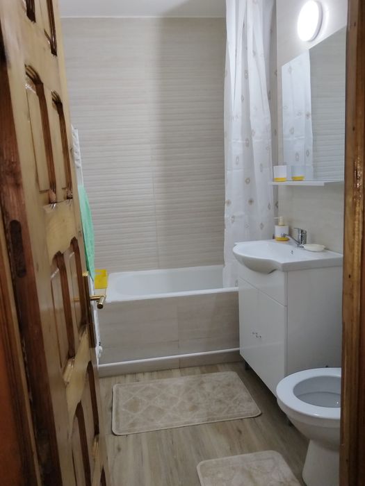 Apartament 2 camere de închiriat