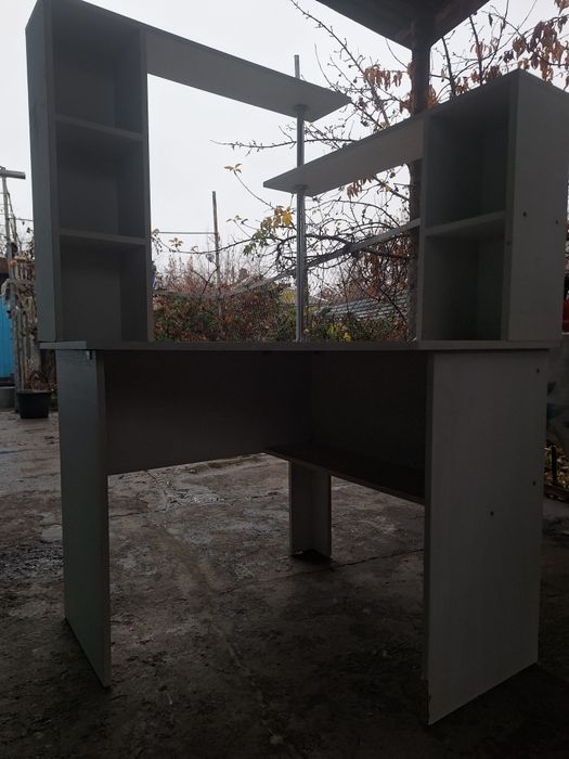 Стол угловой компьютерный