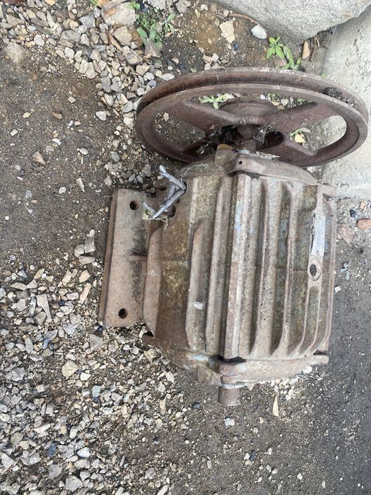 Продам рабочий электро двигатель