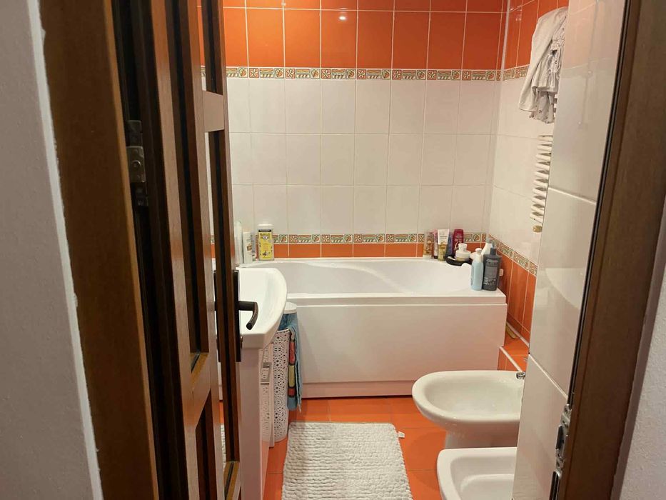 Vand apartament 3 camere / Decomandate / Martir Horia