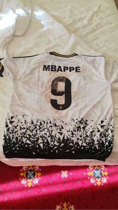 Tricou Mbappe real madrid marimea L
