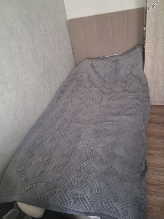 Продам кровать 90х200см 2шт