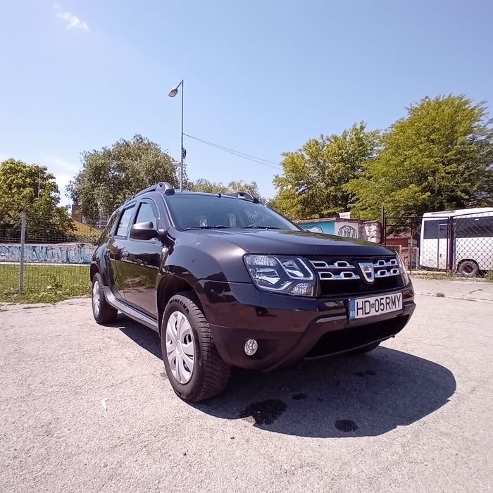 Vând Dacia Duster