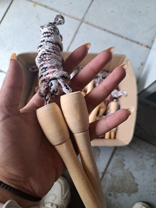 Vând set de corzi de sărit 24 de bucăți
