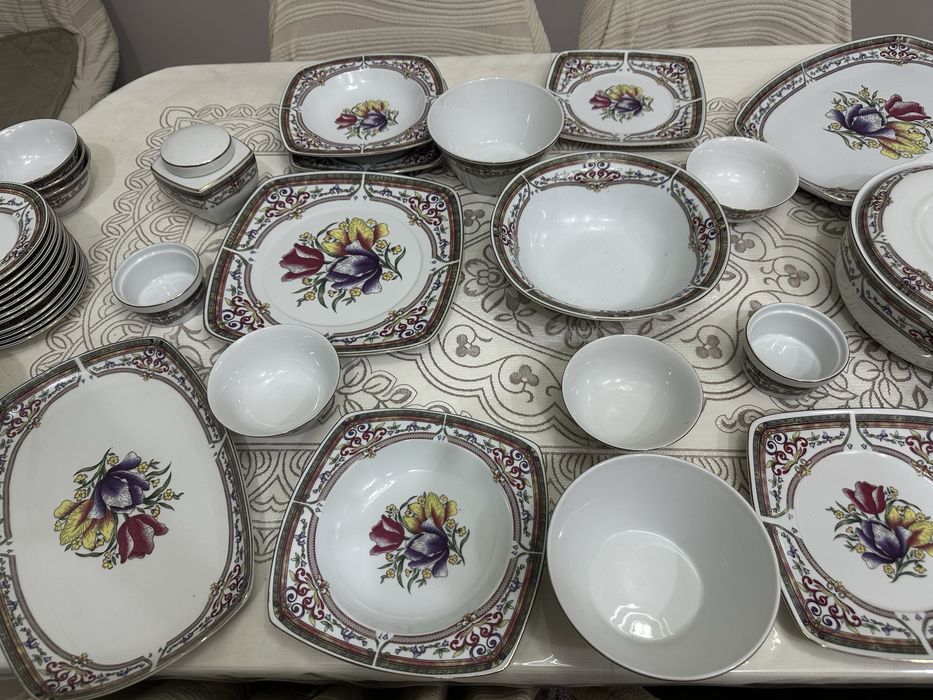 Продам набор посуды