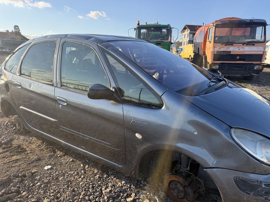 Ситрое ксара 2.0HDI 90 кс дизел 2004г на части