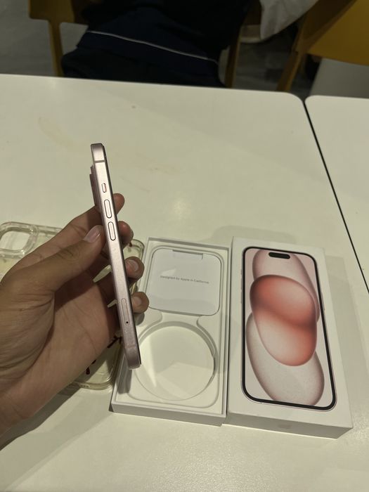 iPhone 15   Айфон 15