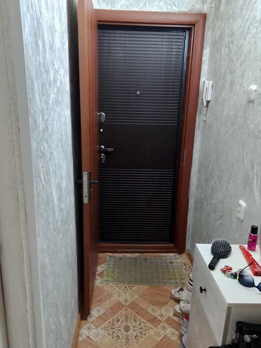 Продается 2ух комнатная квартира.