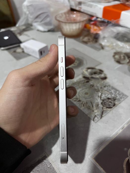 Iphone 13 с гарантией