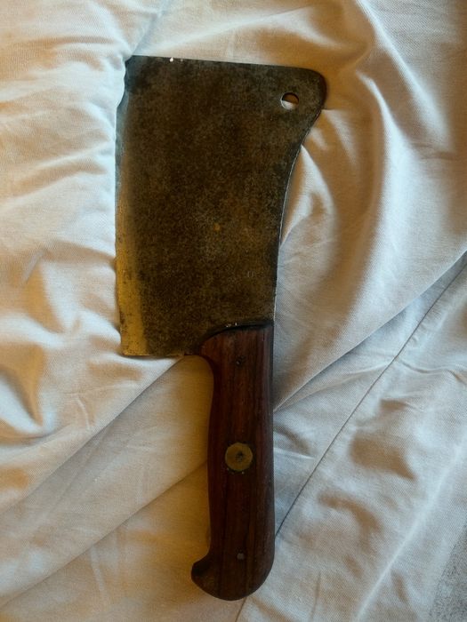 Нож Сатър кован ръчна изработка