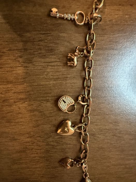 Гривна на Fossil