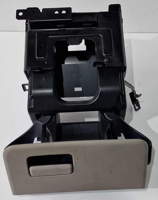 Поставка за Чаши Чашкодържач Cupholder Honda FR-V FRV Хонда ФР-В ФРВ