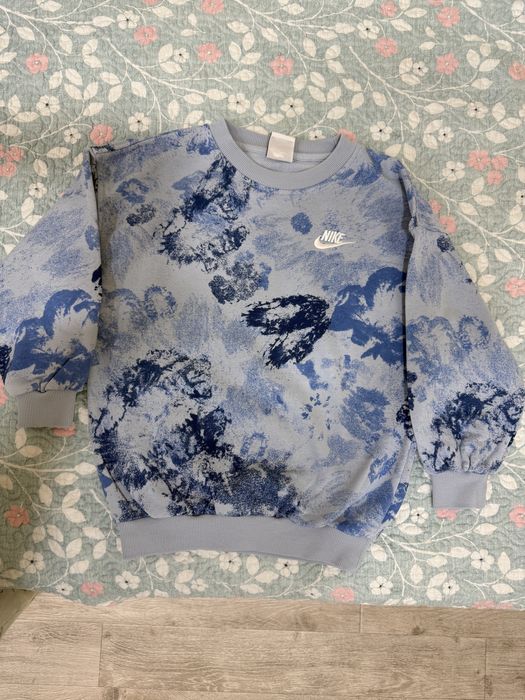 Продам спортивный костюм nike для девочки