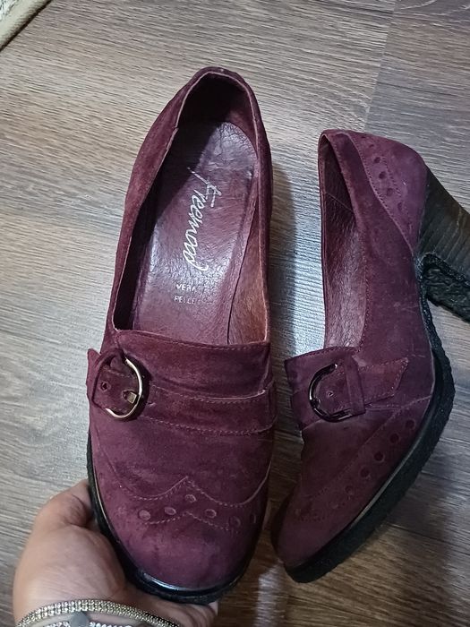 Vand pantofi dama