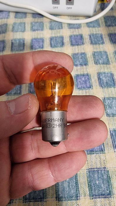 Крушки за автомобили