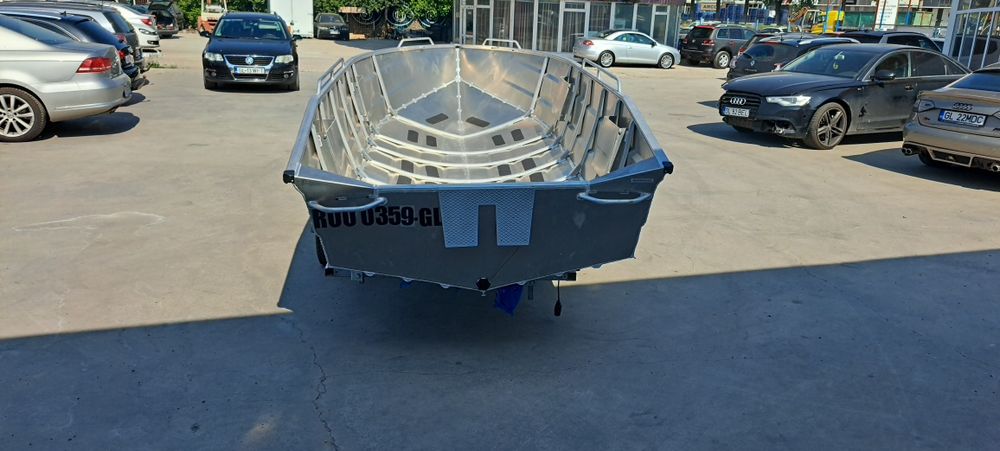 Barcă ALUMINIU 5,2m nouă