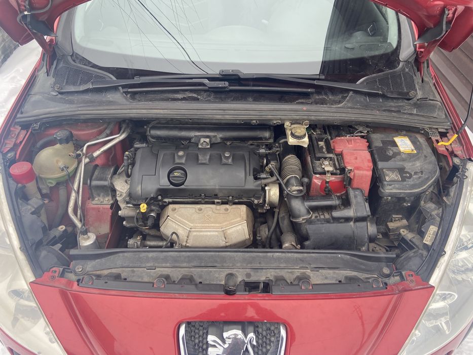 Продам Peugeot 308.