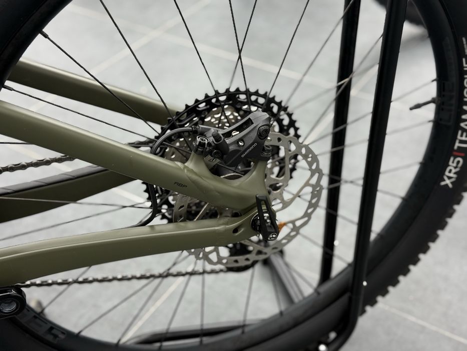 Trek Remedy 8 Gray L размер 1х12 Shimano XT 27.5 цола