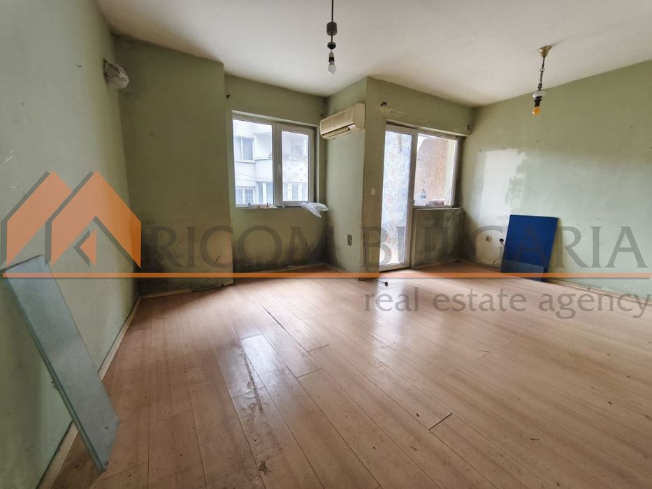 Продава се Двустаен апартамент в Варна, Аспарухово - 53 кв.м за 1059 €/кв.м - Снимка #3