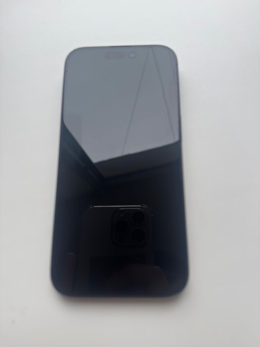 Iphone 15 pro ,128гб , 88акб