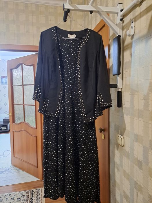 Продам нарядное платье 54 р