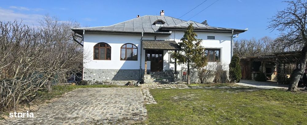 Proprietate de exceptie in Lelesti – la doar 8 km de Targu Jiu