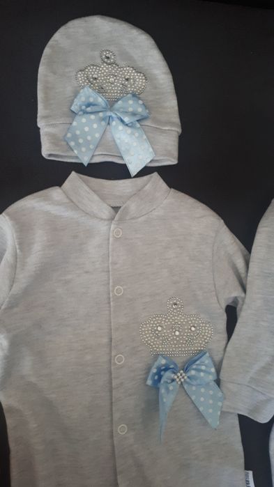 Комбинезоны на выписку