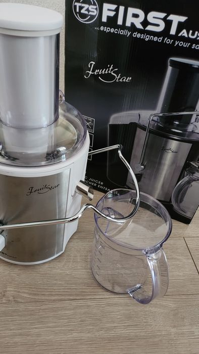 Сокоизтисквачка  FIRST -  Нова