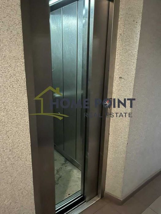 Продава се Тристаен апартамент в Варна, Център - 92 кв.м за 2718 €/кв.м - Снимка #8