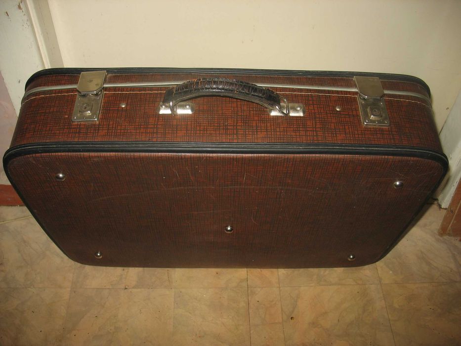 Чемодан Советский  СССР чемоданы