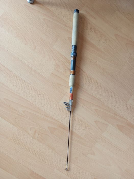 Продавам въдица - 2,10м.