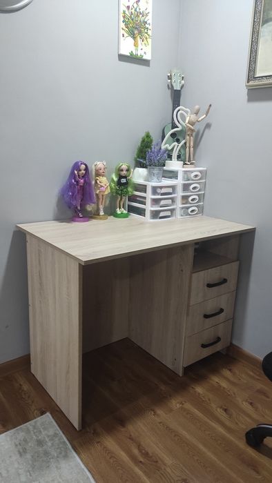 Письменный  стол