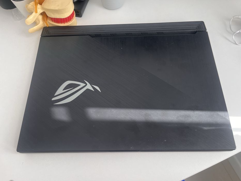 Продам мощьный игровой Asus rog strix