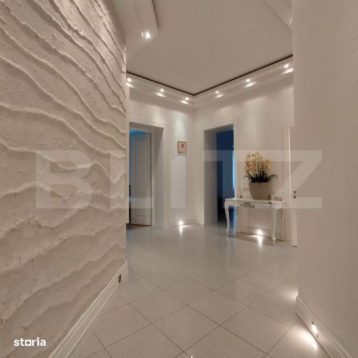 Apartament 3 camere, 128.89 mp, zona Neptun