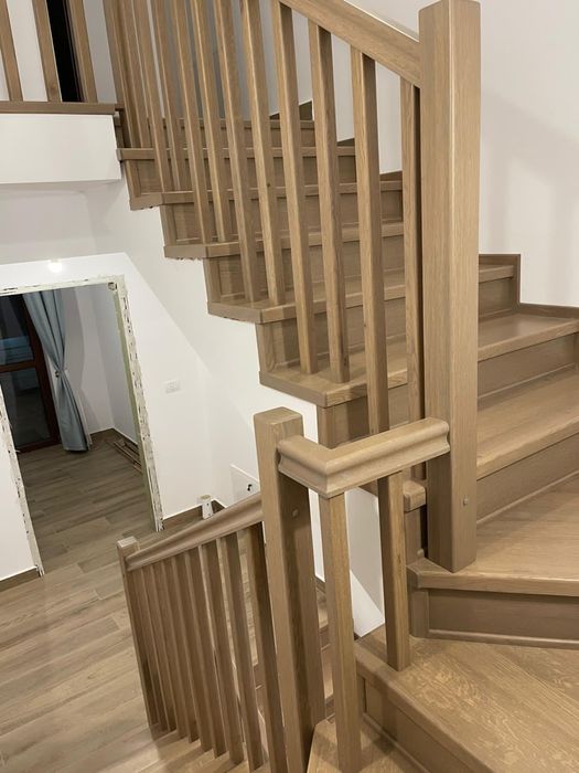 Trepte si scari din lemn masiv