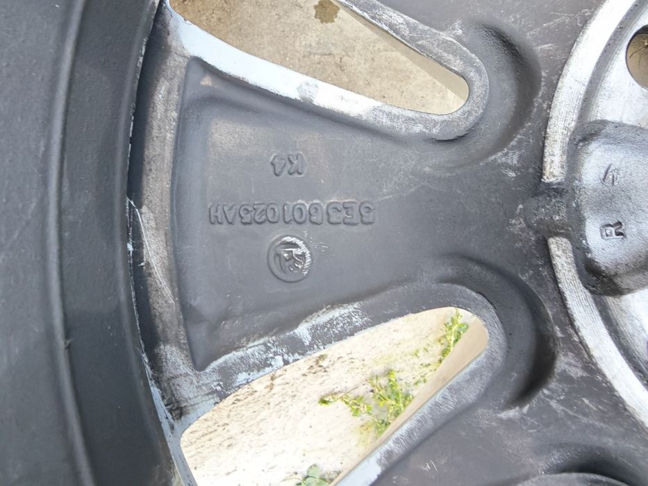 16 цола джанти с гуми от Skoda Octavia 4 Alasia