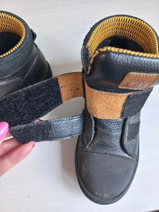 Продам полуботинки детские