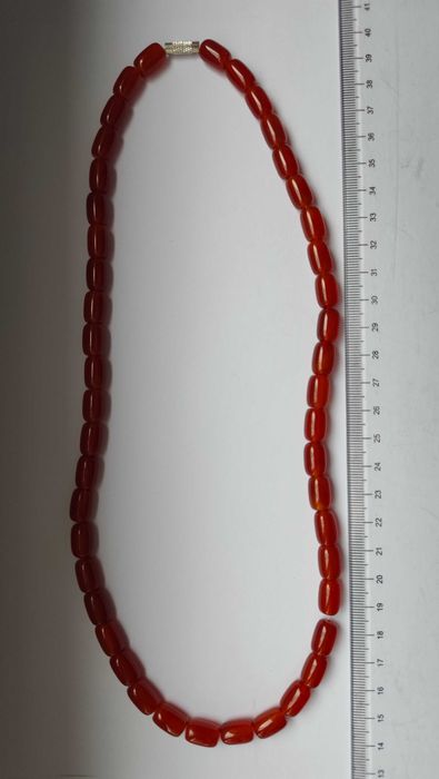 Красивые бусы из натурального камня СЕРДОЛИК