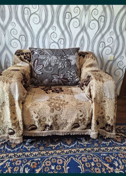 Продам диван и кресла в хорошем состоянии