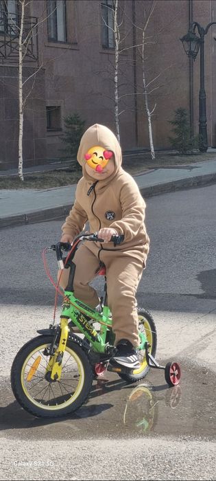 Продам комбинезон Банглибу 128 ростовка