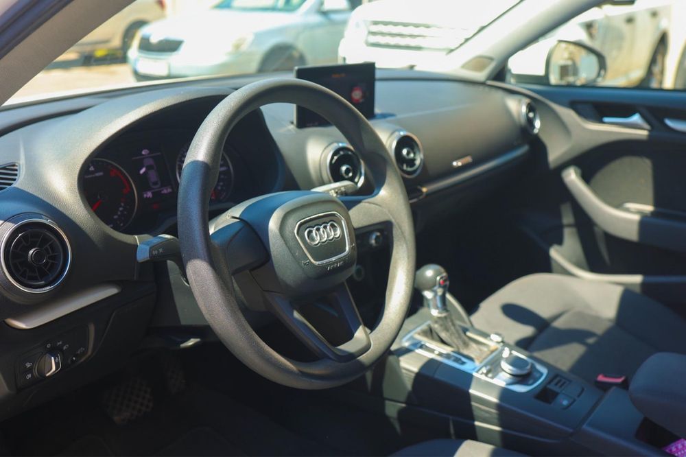Audi A3 Sedan De Vanzare