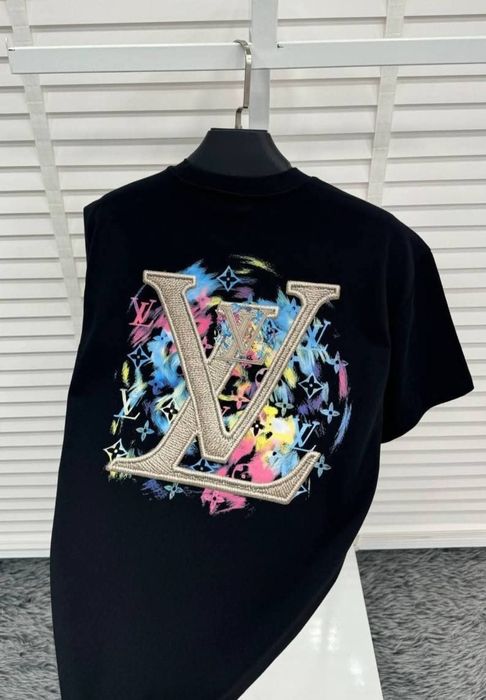 Мъжки тениски различни модели